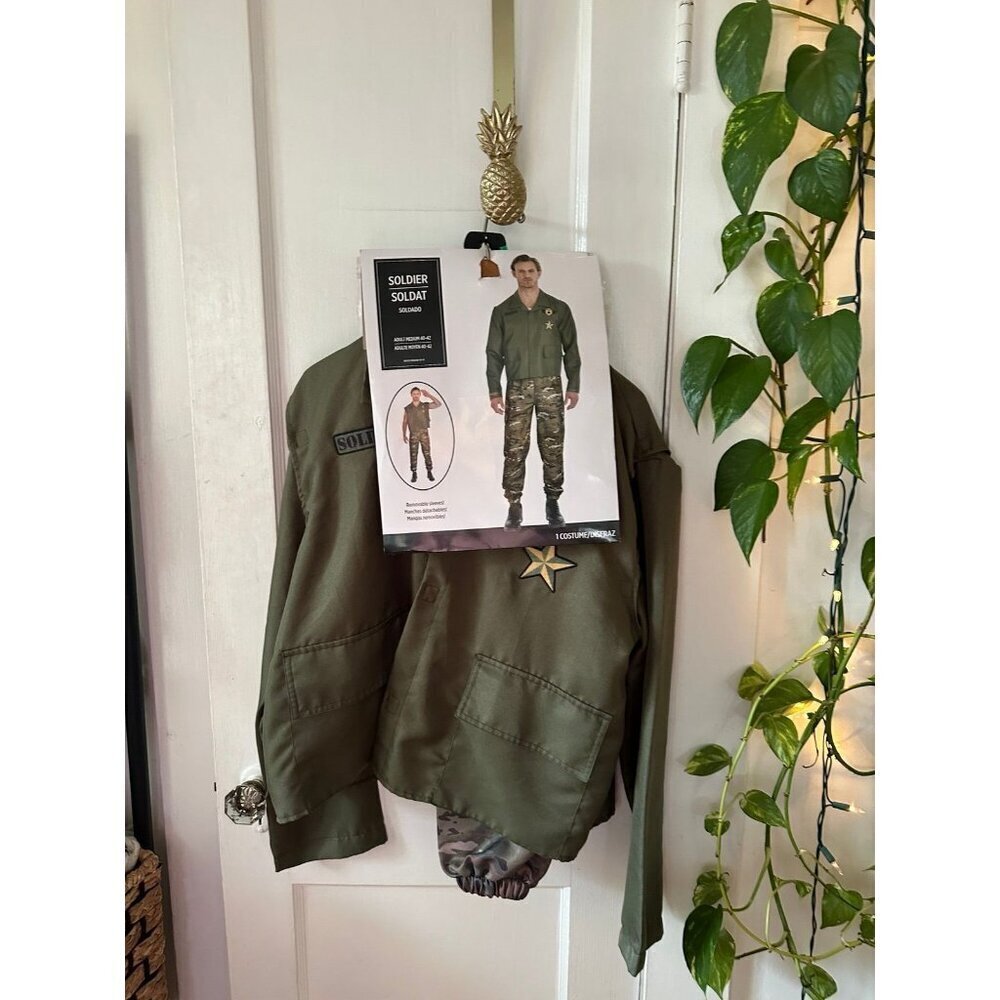 Party City Soldier men’s size medium Costume